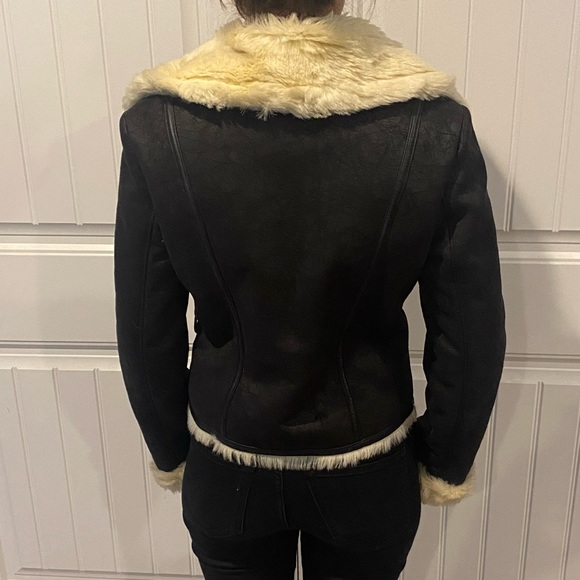 Genuine leather double breasted button jacket with faux fur lining - Picture 3 of 5